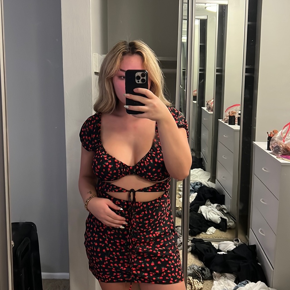 Princess Polly dress